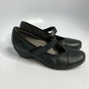 ABEO‎ Noelle black leather Mary Jane heels size 7